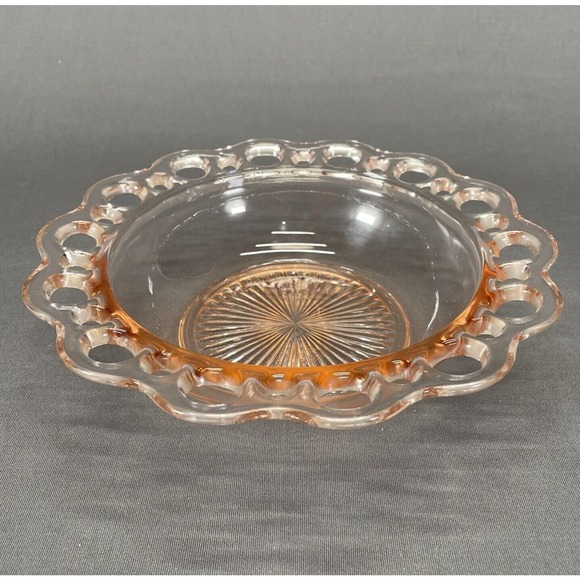 Anchor Hocking Old Colony Open Lace Salad Bowl 7 3/4" Pink Depression 1935-1938 - Picture 1 of 7